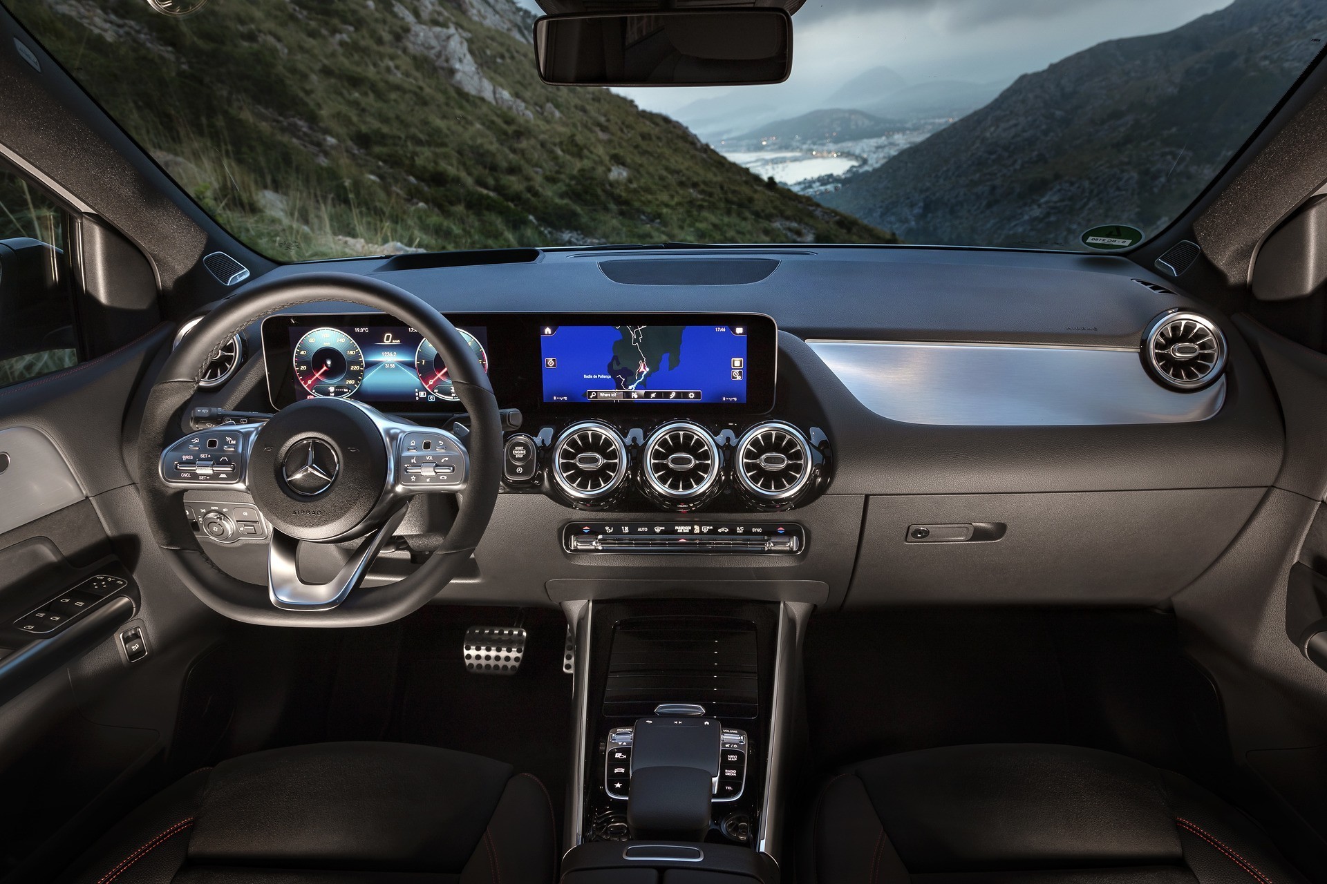 New Mercedes-Benz B-Class Transformed In Design, Specification And ...